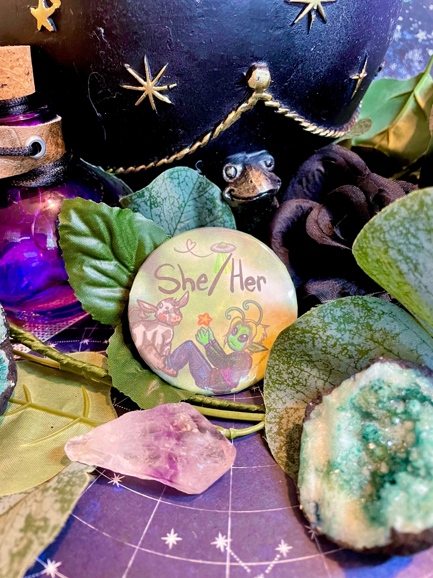 “She/Her” - Alien Pin-back Button